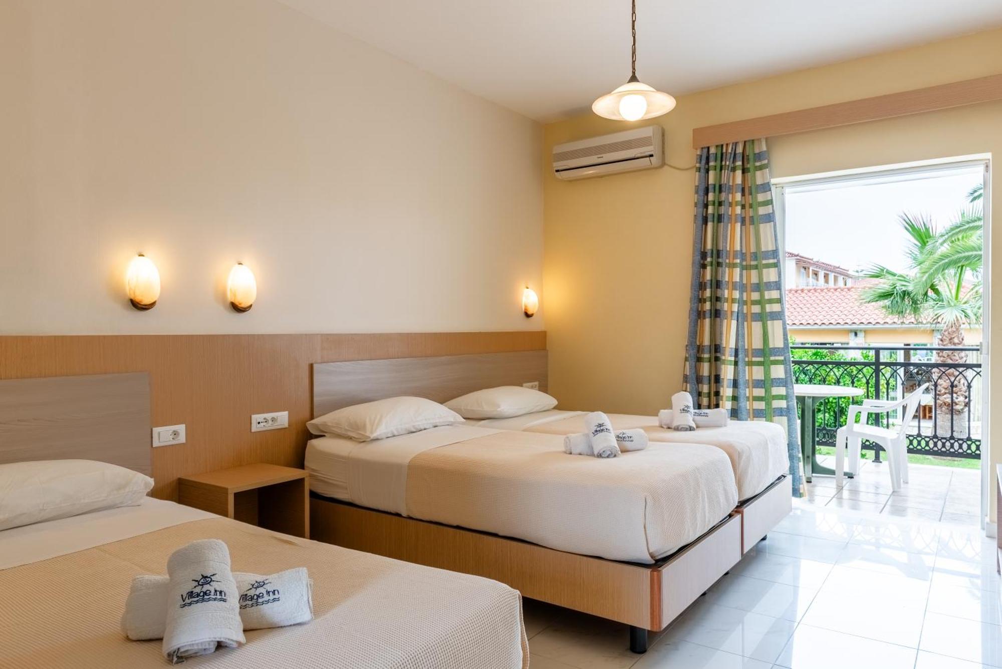 לגאנאס Village Inn Studios & Family Apartments מראה חיצוני תמונה